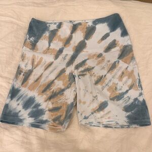 PINK Victoria's Secret Blue and Tan Tie-Dye Bike Shorts